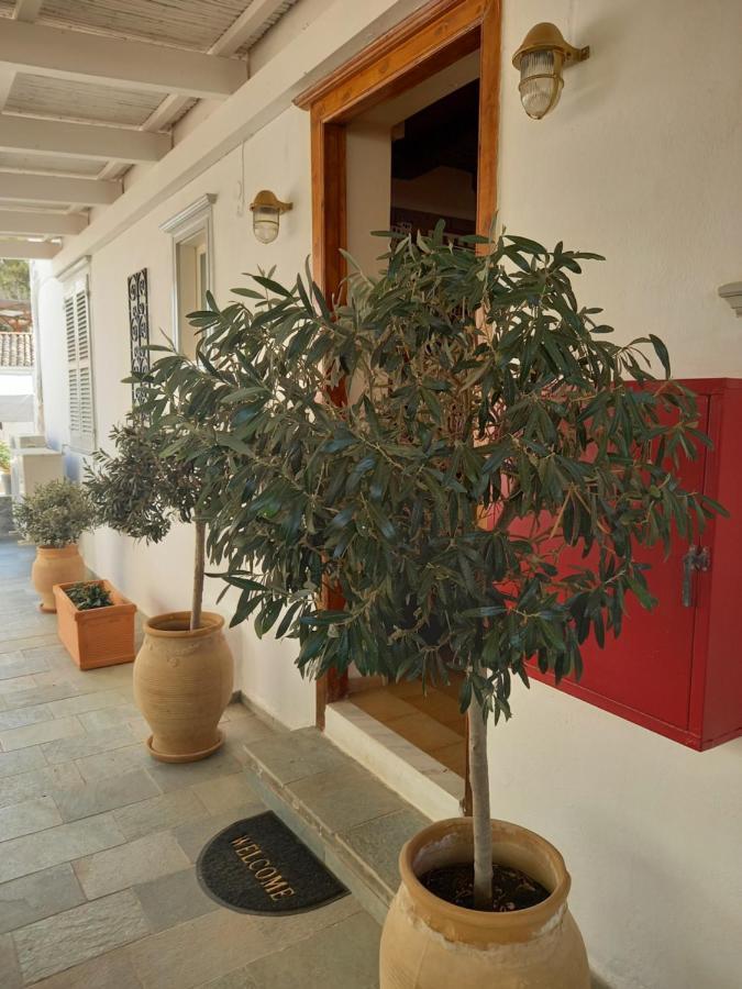 Athina Guesthouse Hydra  Exterior foto